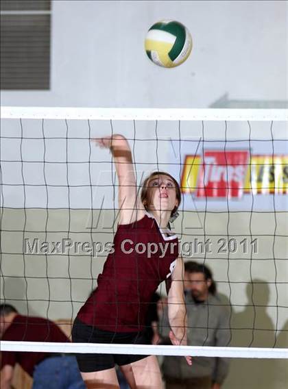 Thumbnail 1 in West Valley vs. Sutter (CIF NS D4 Final) photogallery.