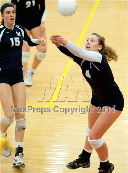 Thumbnail 3 in Bonita Vista vs La Costa Canyon (CIF SDS D2 Final) photogallery.