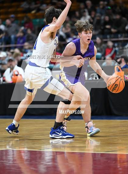 Thumbnail 1 in Holy Family vs. Resurrection Christian (CHSAA 4A Final) photogallery.