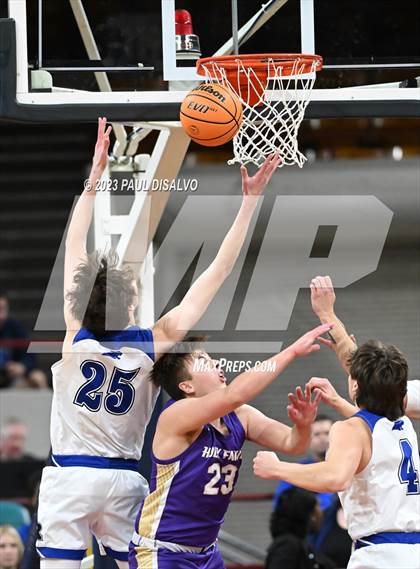 Thumbnail 1 in Holy Family vs. Resurrection Christian (CHSAA 4A Final) photogallery.