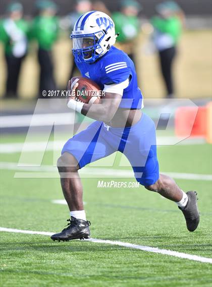 Thumbnail 3 in Wills Point vs. Caddo Mills (UIL 4A Division 2 Region 2 bi-district) photogallery.