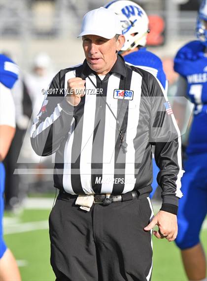 Thumbnail 3 in Wills Point vs. Caddo Mills (UIL 4A Division 2 Region 2 bi-district) photogallery.