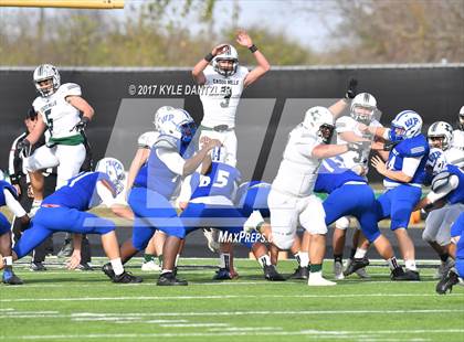 Thumbnail 2 in Wills Point vs. Caddo Mills (UIL 4A Division 2 Region 2 bi-district) photogallery.
