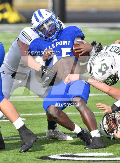 Thumbnail 3 in Wills Point vs. Caddo Mills (UIL 4A Division 2 Region 2 bi-district) photogallery.