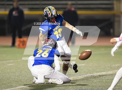 Thumbnail 3 in L.A. Rams NFF Coastal Valley Senior All-Star Game photogallery.