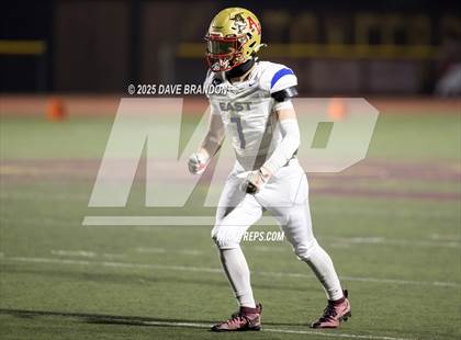 Thumbnail 2 in L.A. Rams NFF Coastal Valley Senior All-Star Game photogallery.