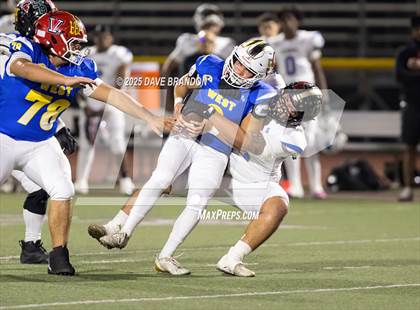 Thumbnail 1 in L.A. Rams NFF Coastal Valley Senior All-Star Game photogallery.