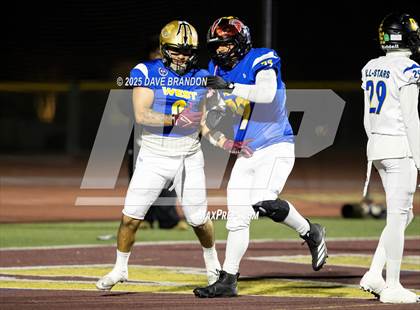 Thumbnail 3 in L.A. Rams NFF Coastal Valley Senior All-Star Game photogallery.