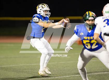 Thumbnail 3 in L.A. Rams NFF Coastal Valley Senior All-Star Game photogallery.