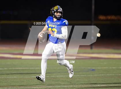 Thumbnail 3 in L.A. Rams NFF Coastal Valley Senior All-Star Game photogallery.