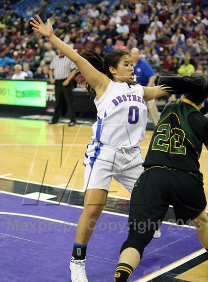 Thumbnail 2 in Christian Brothers vs Vanden (CIF SJS D3 Final) photogallery.