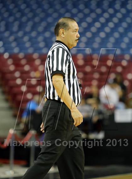 Thumbnail 3 in Christian Brothers vs Vanden (CIF SJS D3 Final) photogallery.