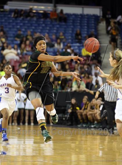 Thumbnail 3 in Christian Brothers vs Vanden (CIF SJS D3 Final) photogallery.