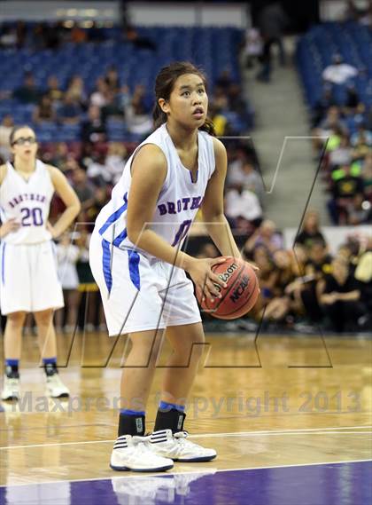 Thumbnail 2 in Christian Brothers vs Vanden (CIF SJS D3 Final) photogallery.