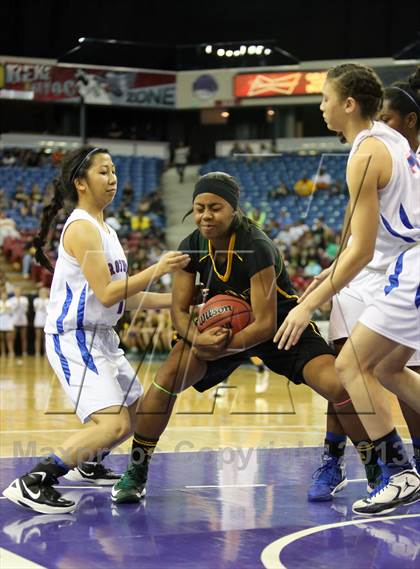 Thumbnail 3 in Christian Brothers vs Vanden (CIF SJS D3 Final) photogallery.