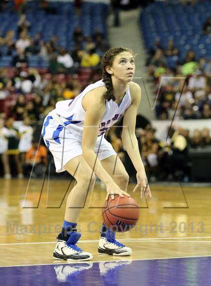 Thumbnail 2 in Christian Brothers vs Vanden (CIF SJS D3 Final) photogallery.