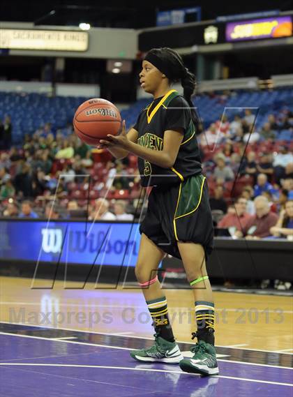 Thumbnail 1 in Christian Brothers vs Vanden (CIF SJS D3 Final) photogallery.