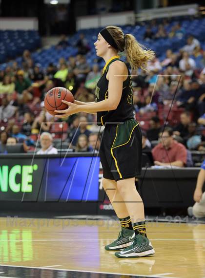 Thumbnail 2 in Christian Brothers vs Vanden (CIF SJS D3 Final) photogallery.