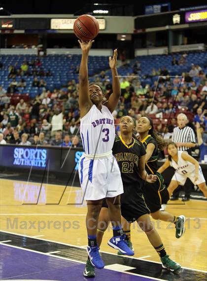 Thumbnail 1 in Christian Brothers vs Vanden (CIF SJS D3 Final) photogallery.
