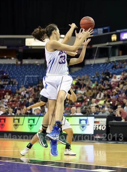 Thumbnail 3 in Christian Brothers vs Vanden (CIF SJS D3 Final) photogallery.