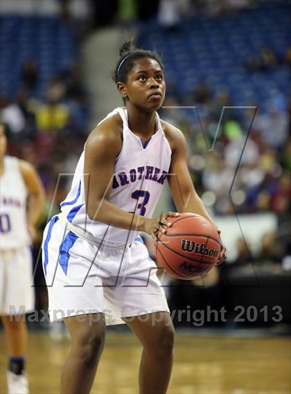 Thumbnail 3 in Christian Brothers vs Vanden (CIF SJS D3 Final) photogallery.