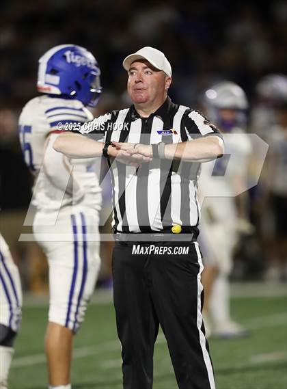 Thumbnail 2 in Marana @ Salpointe Catholic photogallery.