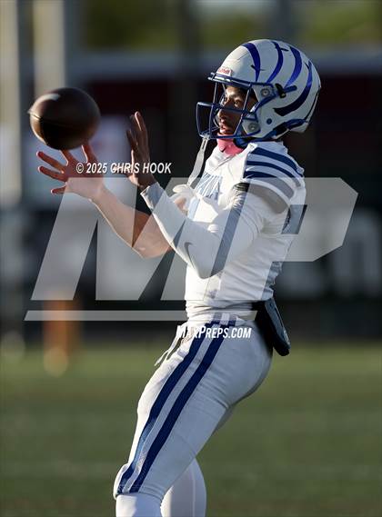 Thumbnail 2 in Marana @ Salpointe Catholic photogallery.
