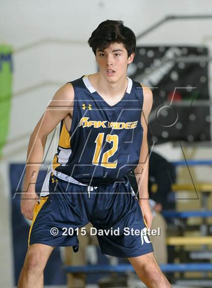 Thumbnail 2 in Oak Ridge vs. Saint Francis (Gridley Invitational) photogallery.