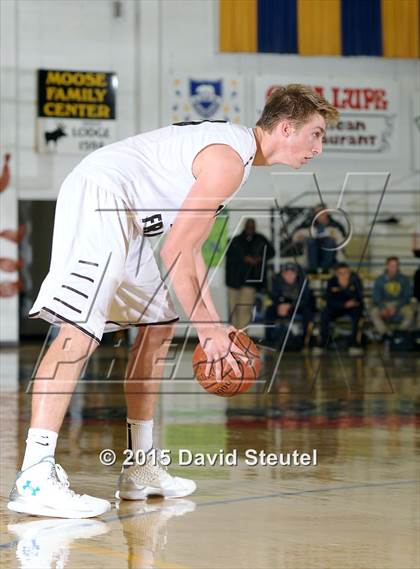 Thumbnail 1 in Oak Ridge vs. Saint Francis (Gridley Invitational) photogallery.