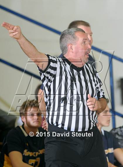 Thumbnail 2 in Oak Ridge vs. Saint Francis (Gridley Invitational) photogallery.
