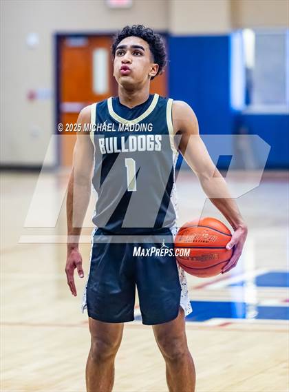 Thumbnail 2 in Nederland @ Hardin-Jefferson photogallery.