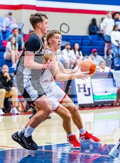 Thumbnail 2 in Nederland @ Hardin-Jefferson photogallery.