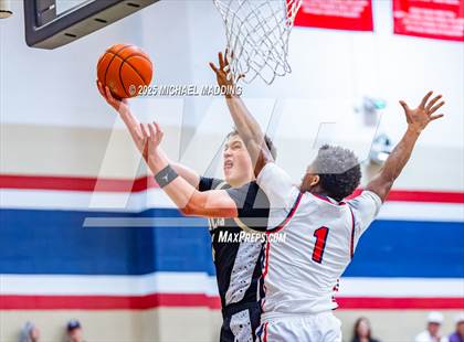 Thumbnail 3 in Nederland @ Hardin-Jefferson photogallery.