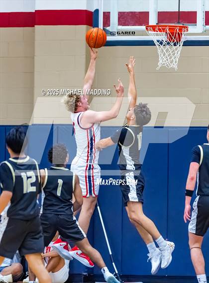 Thumbnail 2 in Nederland @ Hardin-Jefferson photogallery.