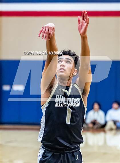 Thumbnail 1 in Nederland @ Hardin-Jefferson photogallery.