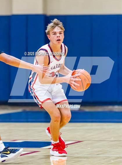 Thumbnail 3 in Nederland @ Hardin-Jefferson photogallery.