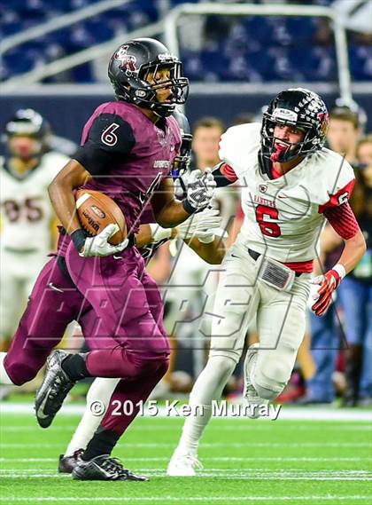 Thumbnail 3 in George Ranch vs. Vista Ridge (UIL 5A Semifinal) photogallery.