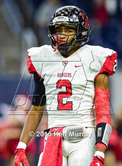 Thumbnail 3 in George Ranch vs. Vista Ridge (UIL 5A Semifinal) photogallery.