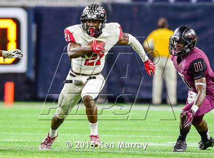 Thumbnail 2 in George Ranch vs. Vista Ridge (UIL 5A Semifinal) photogallery.