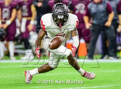 Thumbnail 3 in George Ranch vs. Vista Ridge (UIL 5A Semifinal) photogallery.