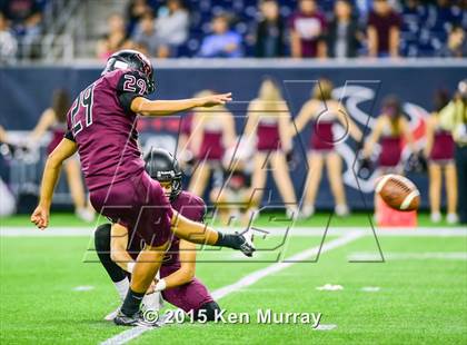 Thumbnail 3 in George Ranch vs. Vista Ridge (UIL 5A Semifinal) photogallery.