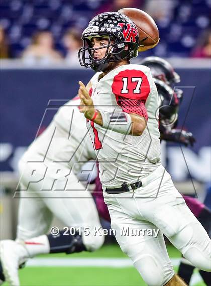 Thumbnail 2 in George Ranch vs. Vista Ridge (UIL 5A Semifinal) photogallery.