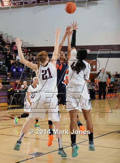 Thumbnail 2 in Blackman vs. Hamilton (Nike Tournament of Champions) photogallery.