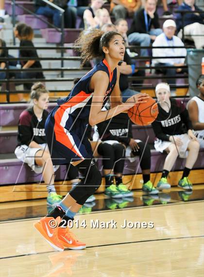 Thumbnail 1 in Blackman vs. Hamilton (Nike Tournament of Champions) photogallery.