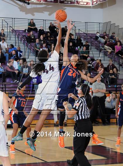 Thumbnail 1 in Blackman vs. Hamilton (Nike Tournament of Champions) photogallery.