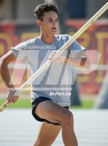 Thumbnail 3 in AIA Track Meet of Champions photogallery.