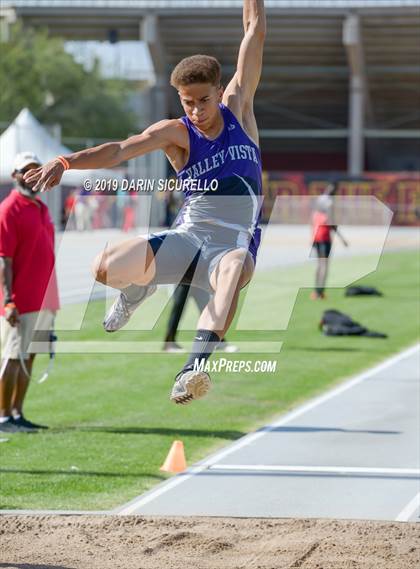 Thumbnail 3 in AIA Track Meet of Champions photogallery.