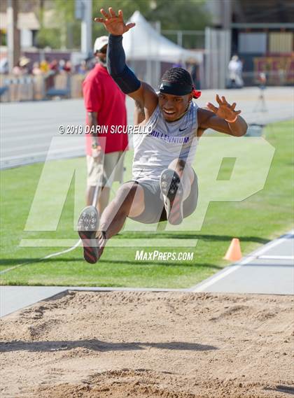 Thumbnail 1 in AIA Track Meet of Champions photogallery.