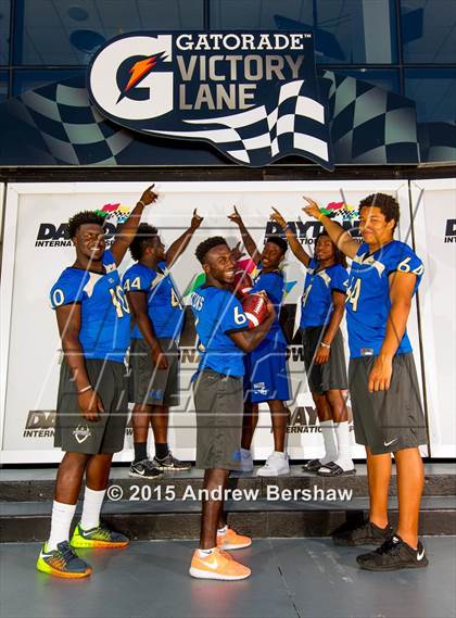 Thumbnail 3 in Mainland (2015 Preseason Top 25 Photo Shoot)  photogallery.