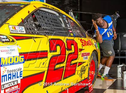 Thumbnail 2 in Mainland (2015 Preseason Top 25 Photo Shoot)  photogallery.